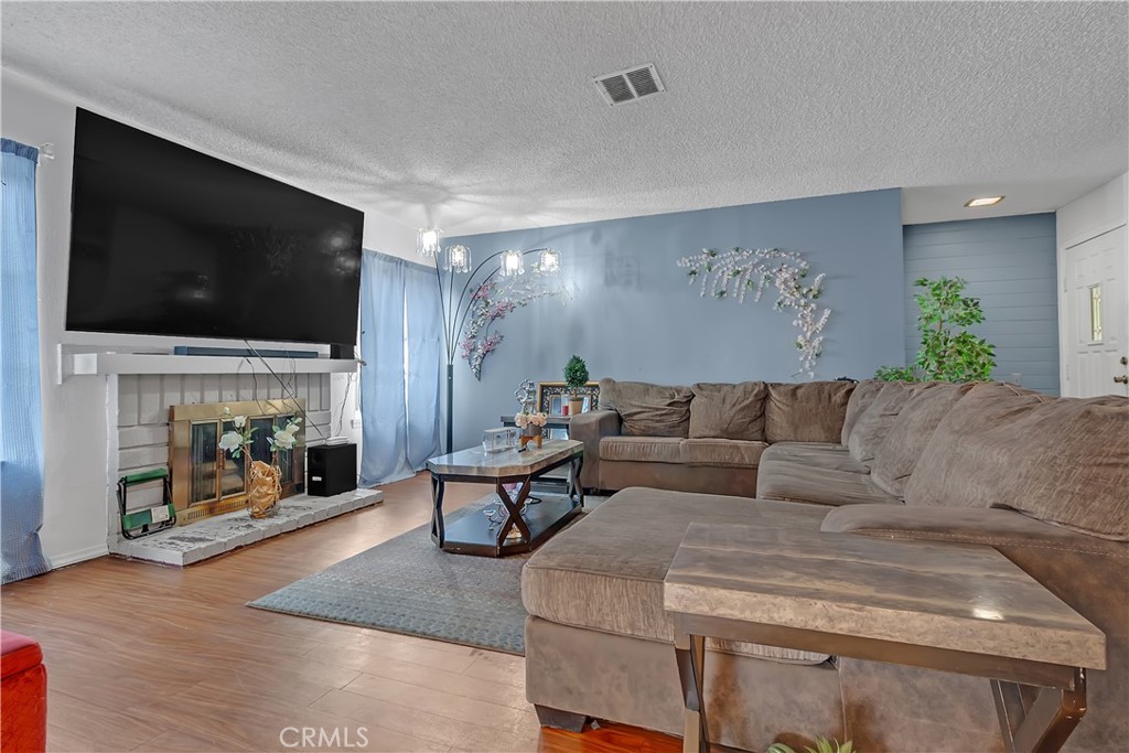 14328 Houston Dr.