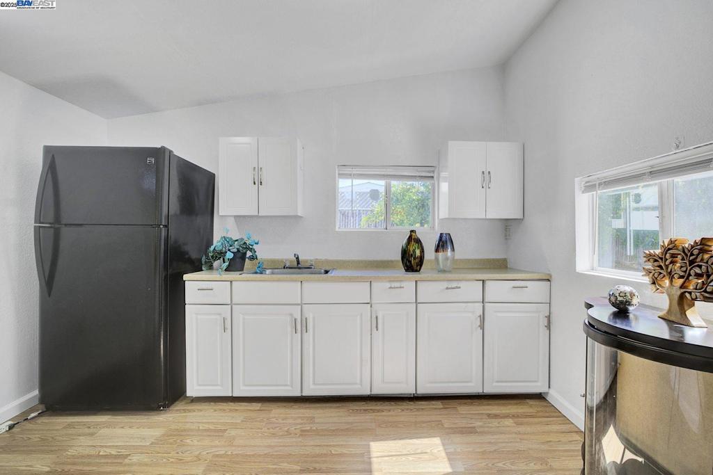 HAYWARD - Residential