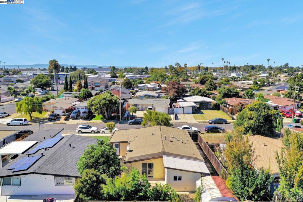 HAYWARD - Residential