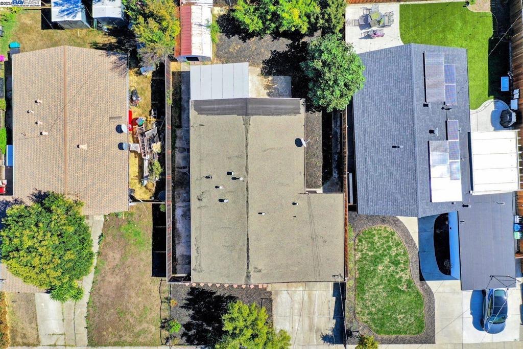 HAYWARD - Residential