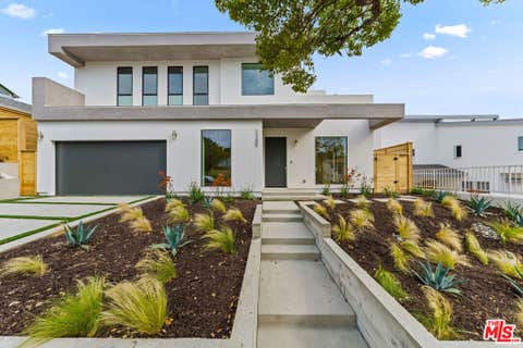 Photo of 13206 Dewey Street, Los Angeles, CA 90066 (MLS # 26869907)