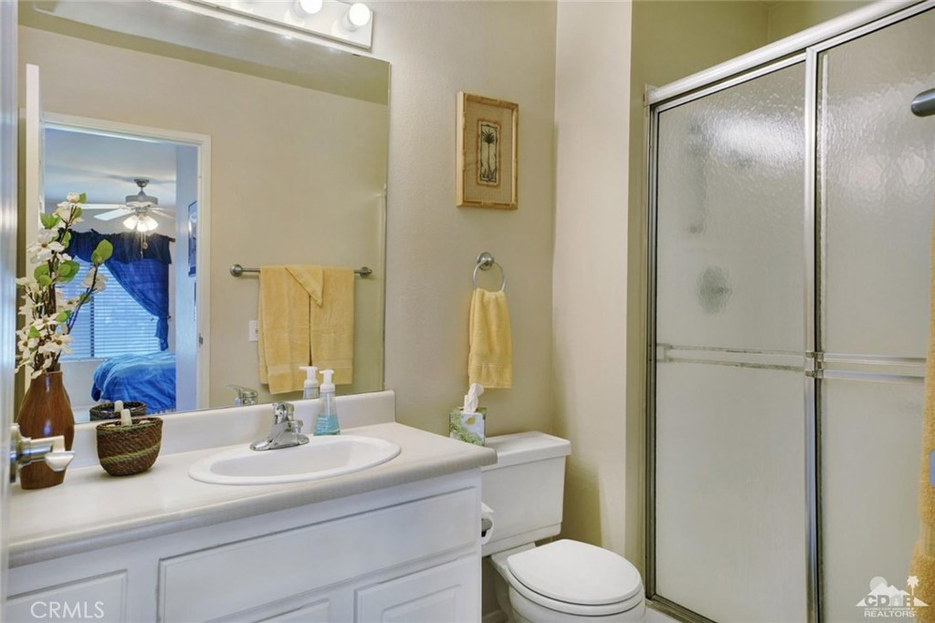 Palm Lakes - Residential