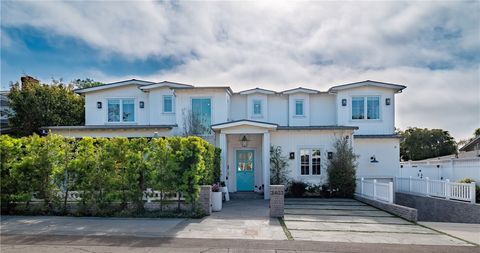 Photo of 3403 Laurel Avenue, Manhattan Beach, CA 90266 (MLS # SB26075748)