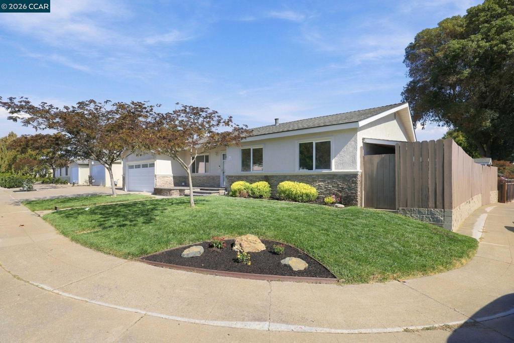 8125 Holanda Ln