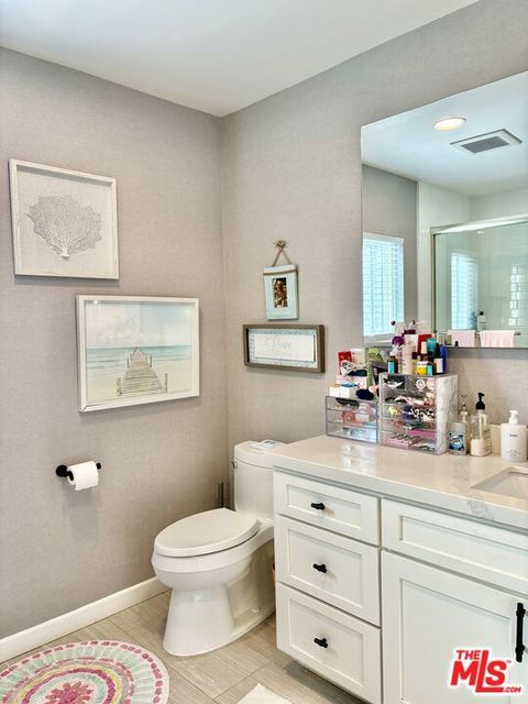 Tiny photo for 2850 Delaware Avenue, Santa Monica, CA 90404 (MLS # 26666177)