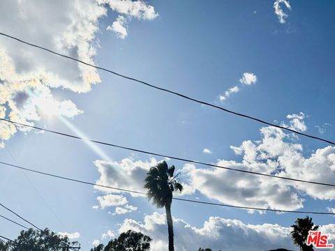 Tiny photo for 2850 Delaware Avenue, Santa Monica, CA 90404 (MLS # 26666177)