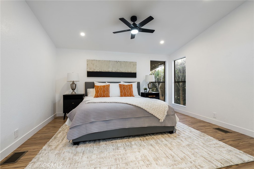 Suncrest Country Club (32272) - Manufactured In Park