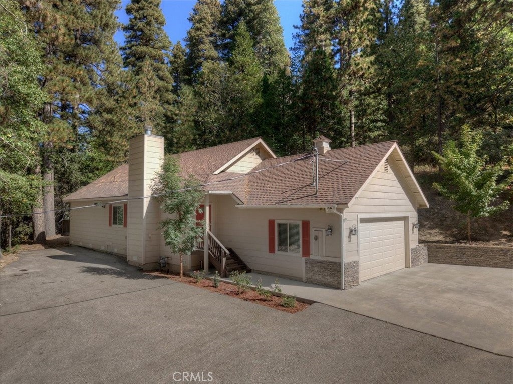 411 Grass Valley