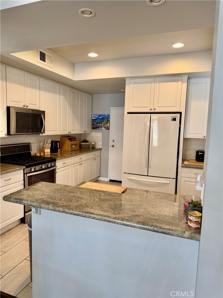 3100 Castelar Court 103