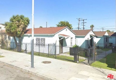 Photo of 10116 S Vermont Avenue, Los Angeles, CA 90044 (MLS # 26716791)