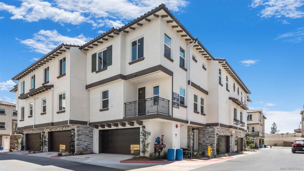 329 Ocotillo Gl