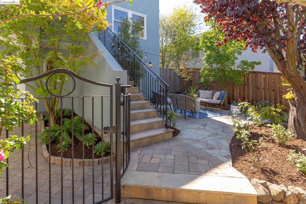 PIEDMONT - Residential