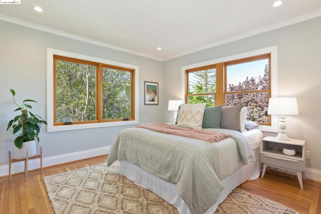 PIEDMONT - Residential