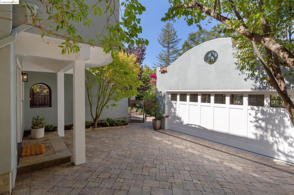 PIEDMONT - Residential