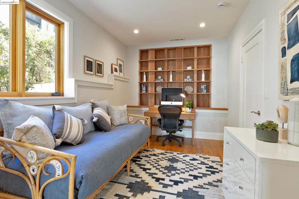 PIEDMONT - Residential