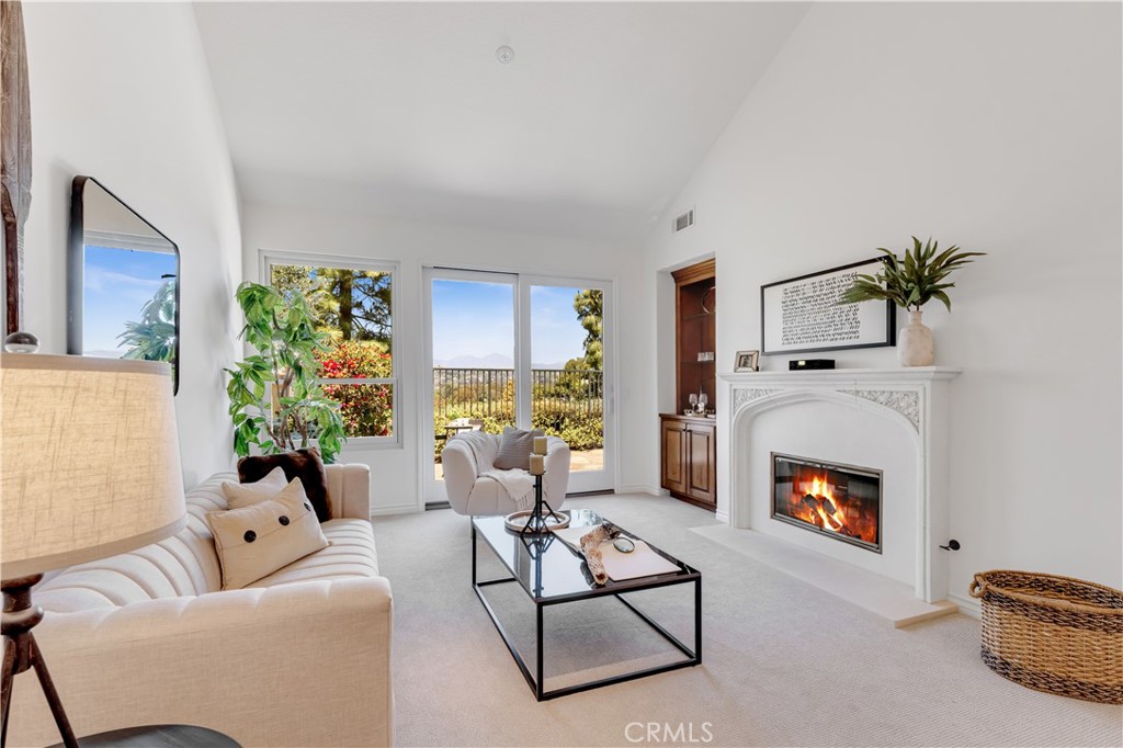 27209 Paseo Lomita