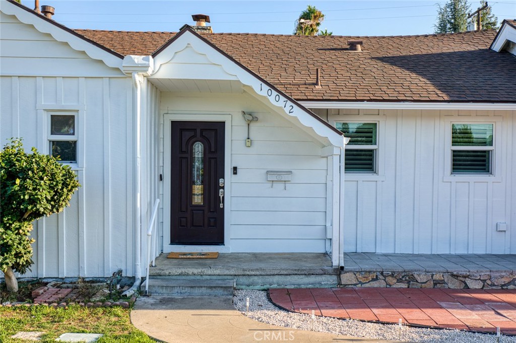 10072 Roselee Drive