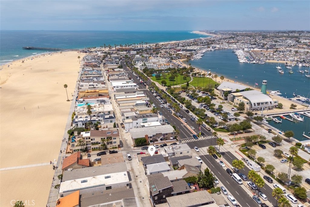 1527 W Balboa, Newport Beach CA 92663 - Photo 39