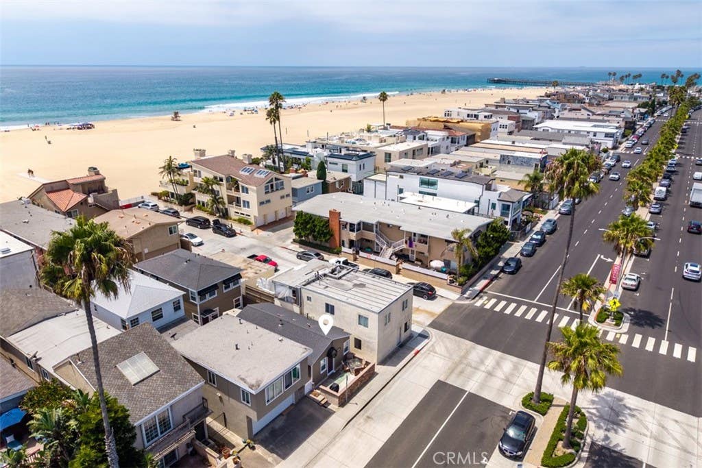 Photo of 1527 W Balboa BLVD, Newport Beach, CA 92663 (MLS # LG26166425)