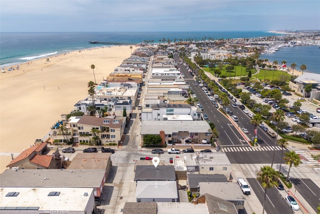 1527 W Balboa, Newport Beach CA 92663 - Photo 40