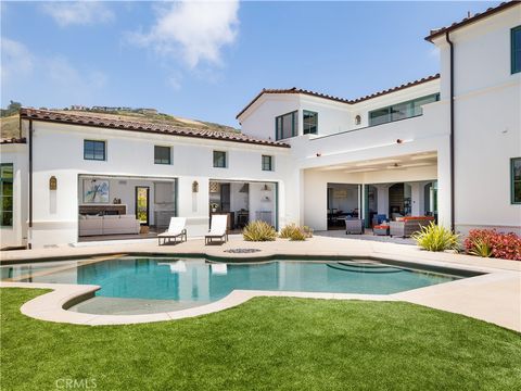 Photo of 32009 Cape Point Drive, Rancho Palos Verdes, CA 90275 (MLS # PV26066514)
