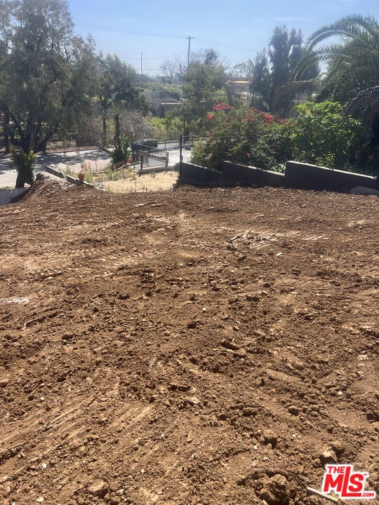 16723 W Sunset Boulevard