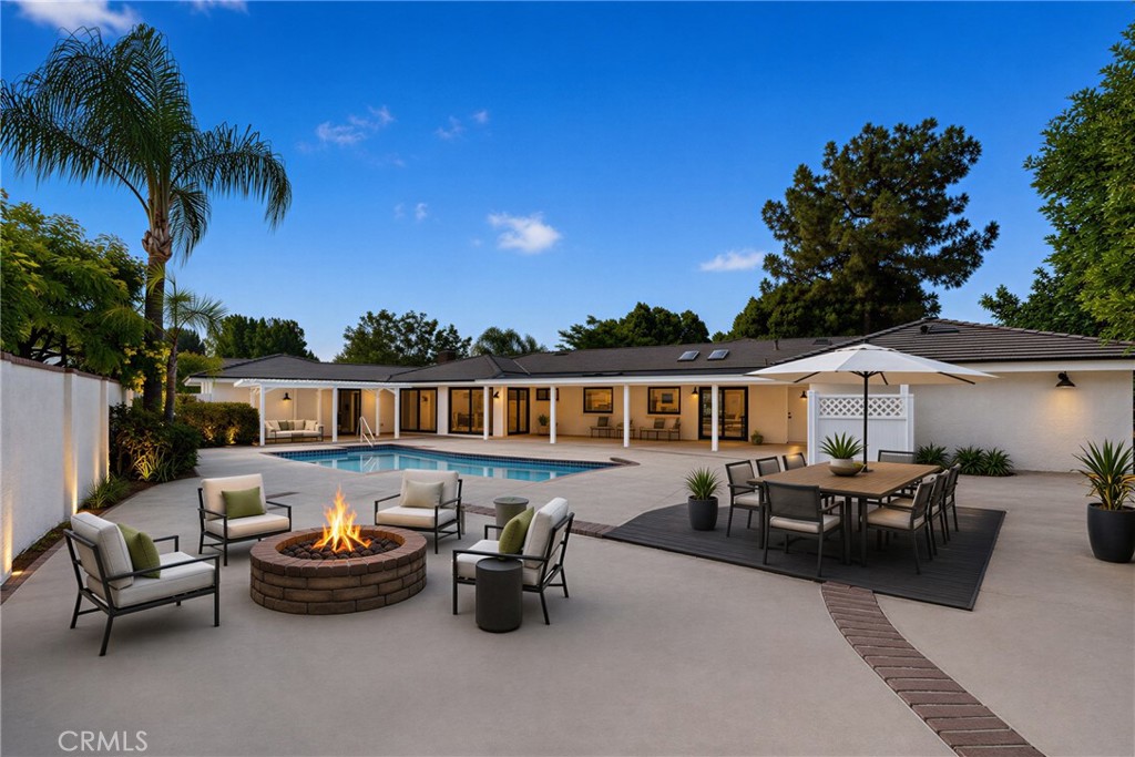 225 Summit Road