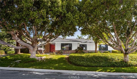 Photo of 225 Summit Road, La Verne, CA 91750 (MLS # CV26137744)