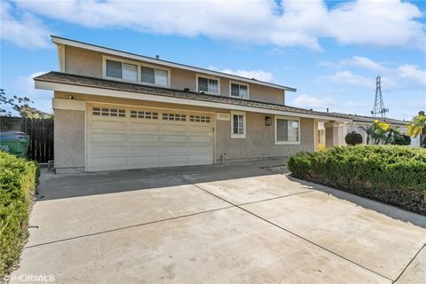 Photo of 17552 Wayne Ave, Irvine, CA 92614 (MLS # OC26083449)