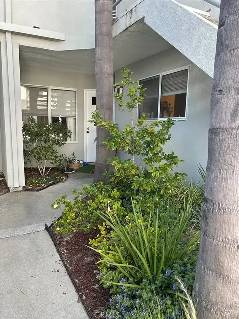 MLS: OC26124136