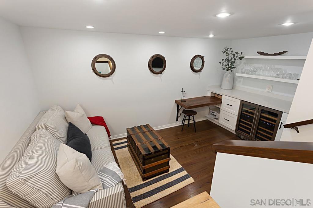 Del Mar - Residential Lease