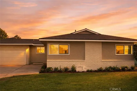 2177 W Midwood Ln, Anaheim, CA 92804 - MLS#: OC26080361