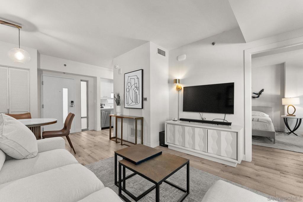 425 W Beech St St 508, San Diego CA 92101