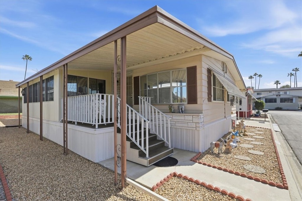 9391 California Avenue 79