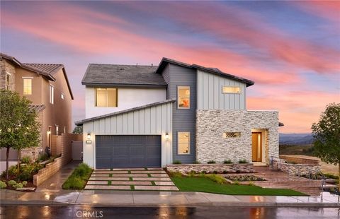 11823 Canoga Avenue Chatsworth CA 91311