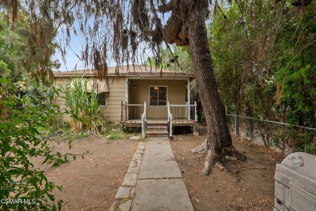 Calling all investors, flippers, and visionaries! This 2-bedroom, 1-bath home is a true diamond in the rough, ready for a full remodel. Sitting on a spacious flat lot with alley access and parking in the back, this property offers huge potential whether you're looking to renovate and resell or add an ADU for extra income. Located in a neighborhood with upside, this is a rare find at this price. Home will be sold as-is. Bring your toolbox and imagination... this is the project you've been waiting for!