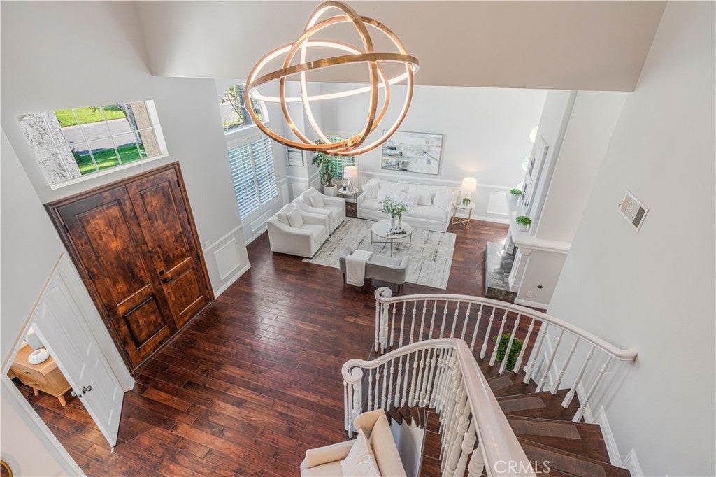 13049 Sunny Lane