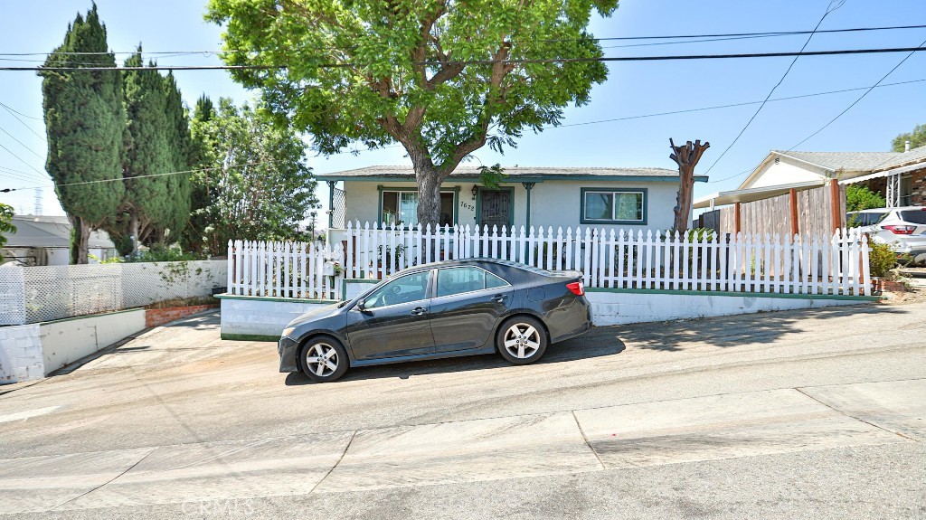 7672 Sunside Drive