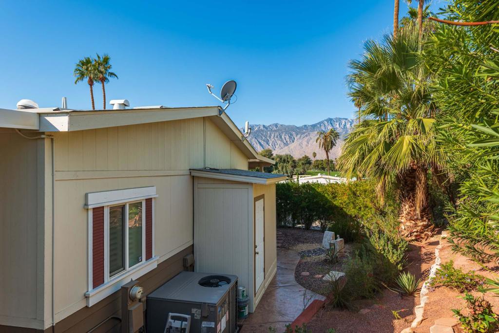 Palm Springs View Es - Manufactured In Park