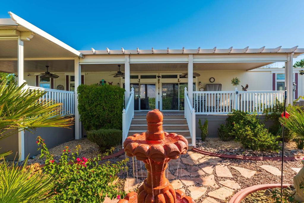 Palm Springs View Es - Manufactured In Park