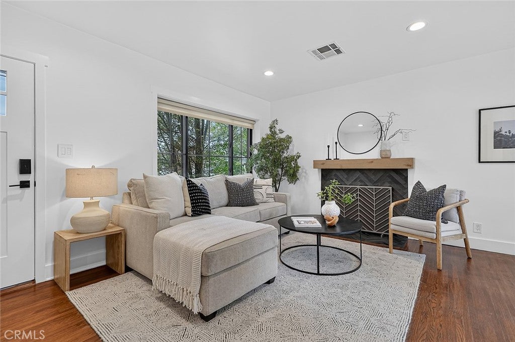 4333 Maury Ave
