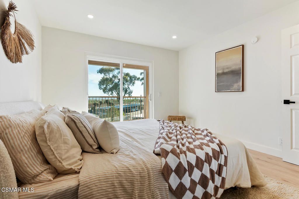 Photo of 916 Lighthouse Way, Port Hueneme, CA 93041 (MLS # 225005982)