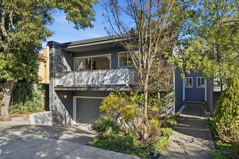 Photo of 501 W Fox Court, Redwood City, CA 94061 (MLS # ML82028476)