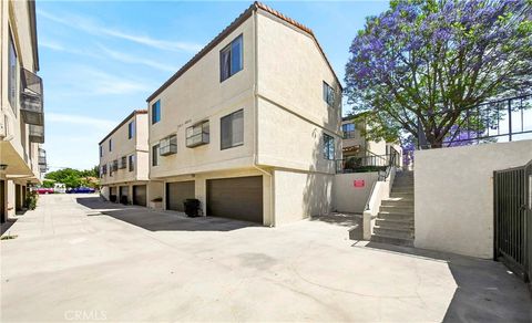 Photo of 11754 206th Street, Lakewood, CA 90715 (MLS # DW26079130)