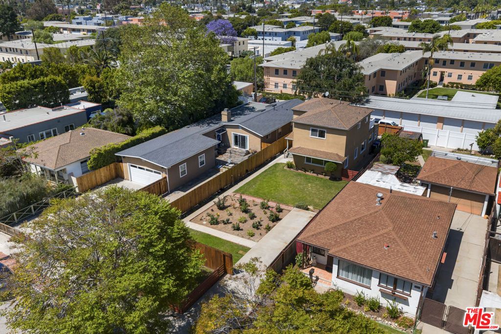 Photo of 1113 Palms Boulevard, Venice, CA 90291 (MLS # 26720873)