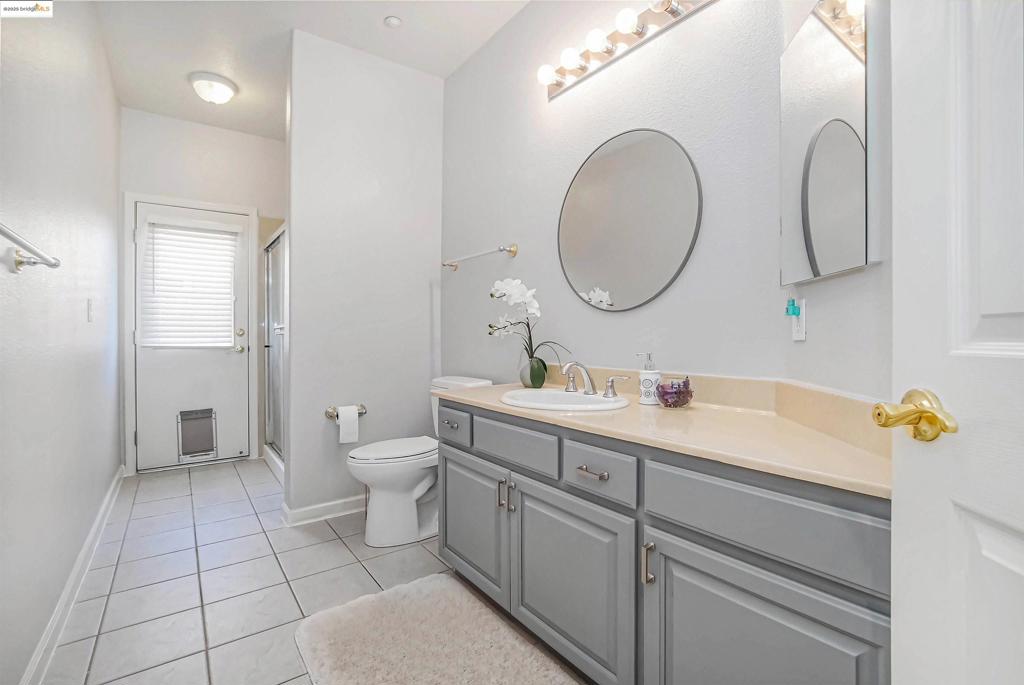 CAMPANELLO - Residential Lease