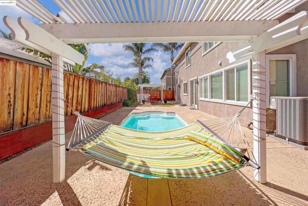 CAMPANELLO - Residential Lease