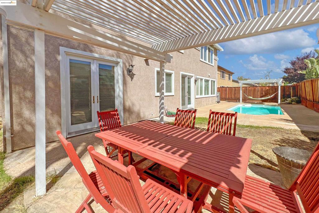 CAMPANELLO - Residential Lease