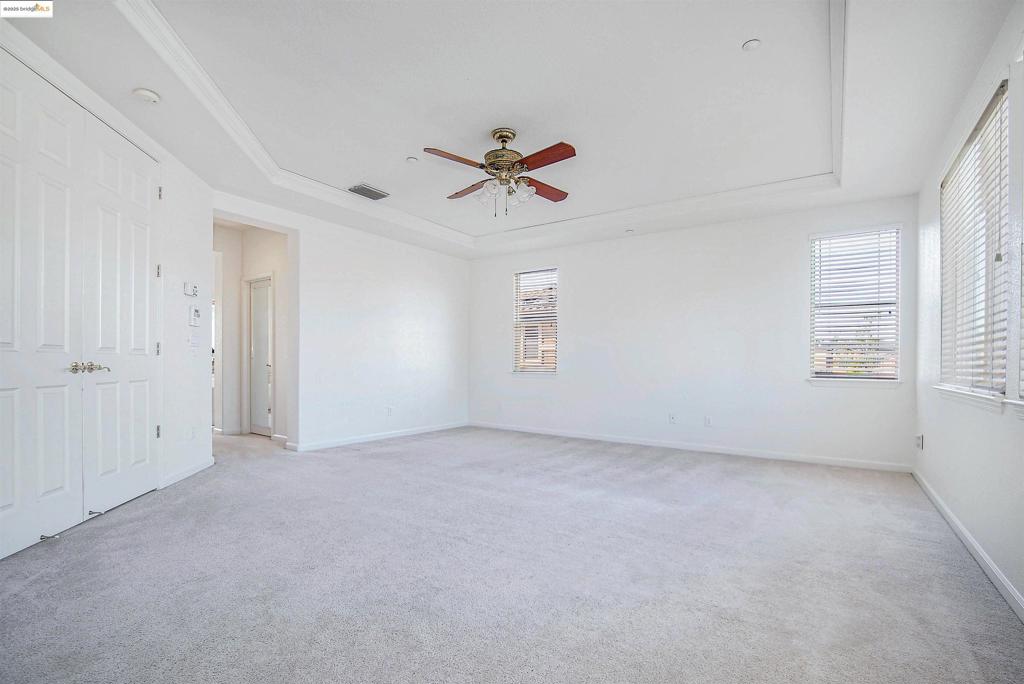 CAMPANELLO - Residential Lease