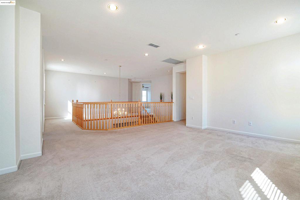 CAMPANELLO - Residential Lease